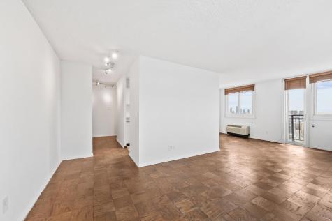 100 Manhattan Avenue Union City NJ 07087