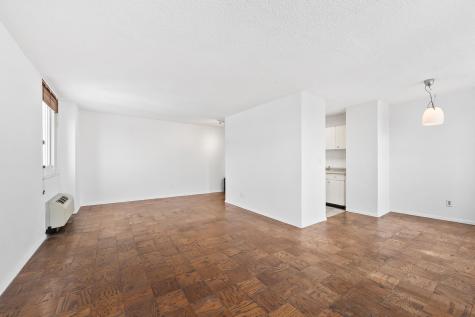 100 Manhattan Avenue Union City NJ 07087