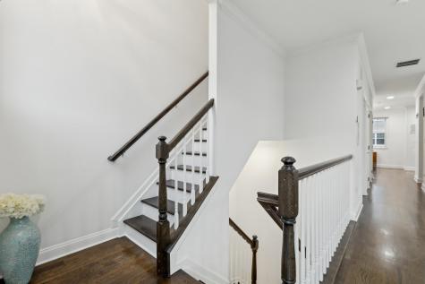 286 Roslyn Court West New York NJ 07093