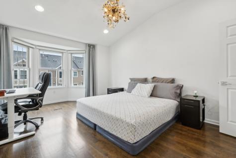 286 Roslyn Court West New York NJ 07093