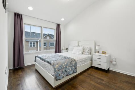 286 Roslyn Court West New York NJ 07093