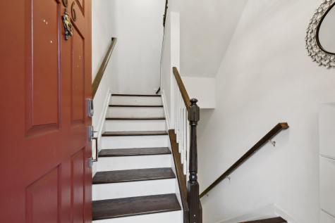286 Roslyn Court West New York NJ 07093