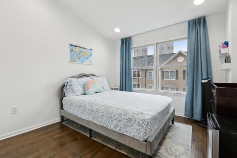 286 Roslyn Court West New York NJ 07093