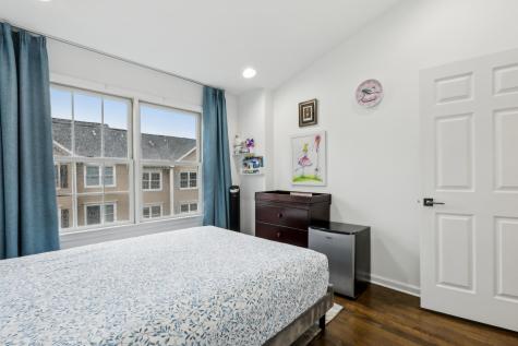 286 Roslyn Court West New York NJ 07093
