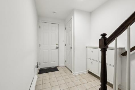 286 Roslyn Court West New York NJ 07093
