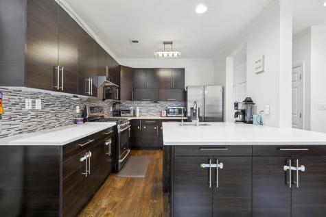 286 Roslyn Court West New York NJ 07093