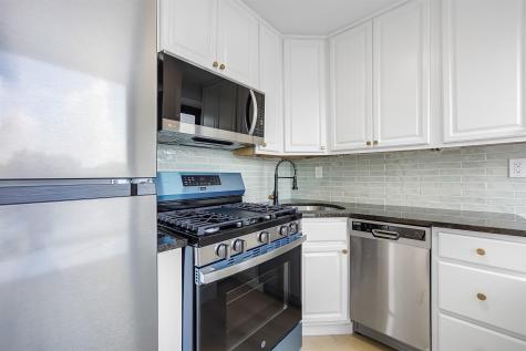 135 Montgomery Street Jersey City NJ 07302