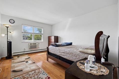 747 Riverside Avenue Lyndhurst NJ 07071
