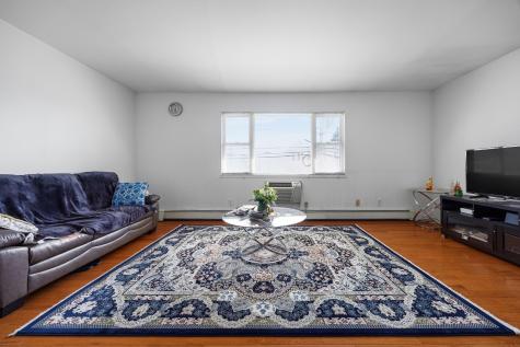 747 Riverside Avenue Lyndhurst NJ 07071