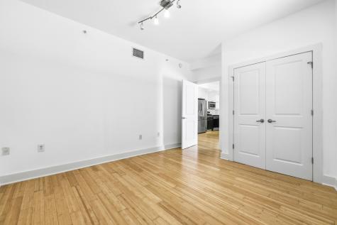 154 Steuben Street Jersey City NJ 07302