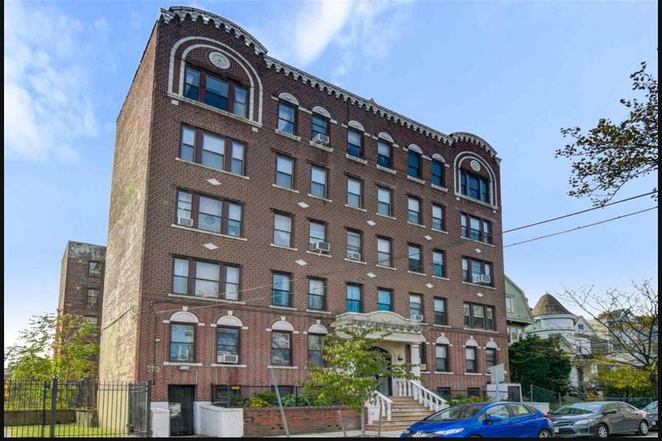 145 Harrison Avenue Jersey City NJ 07304-1986