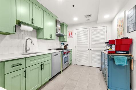63 Sussex Street Jersey City NJ 07302