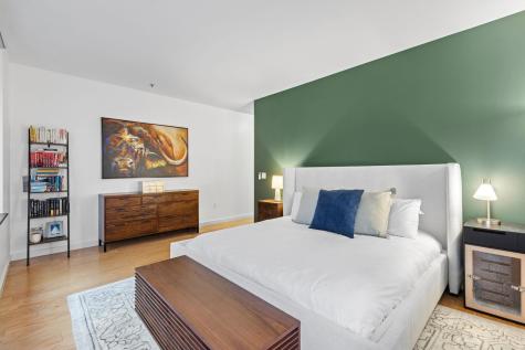 25 Mcwilliams Place Jersey City NJ 07302