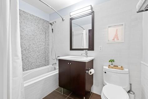25 Mcwilliams Place Jersey City NJ 07302