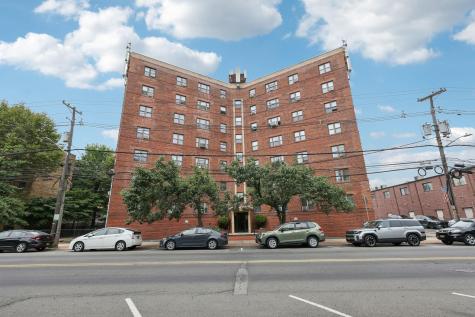 8811 Bergenline Avenue North Bergen NJ 07047
