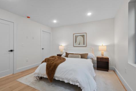 13 Wegman Court Jersey City NJ 07306