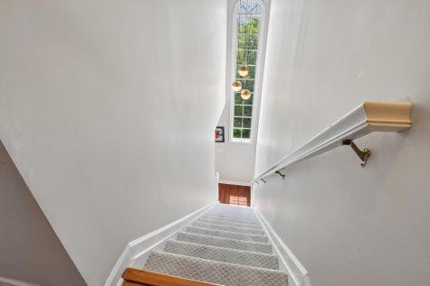 282 Roslyn Court West New York NJ 07093