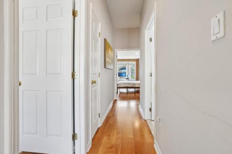 282 Roslyn Court West New York NJ 07093