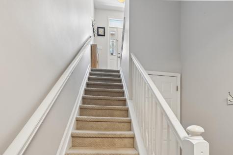 282 Roslyn Court West New York NJ 07093