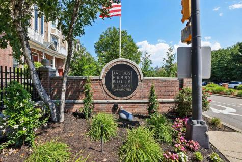 282 Roslyn Court West New York NJ 07093