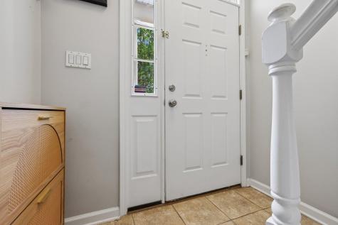 282 Roslyn Court West New York NJ 07093