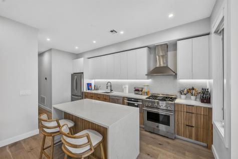 72 46th Street Weehawken NJ 07086