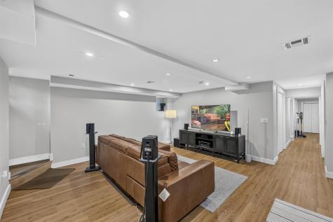 72 46th Street Weehawken NJ 07086