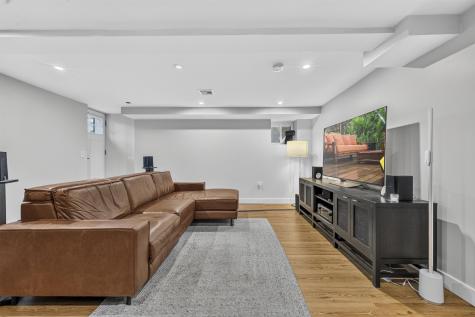 72 46th Street Weehawken NJ 07086