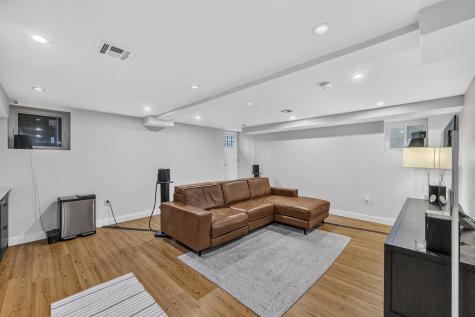 72 46th Street Weehawken NJ 07086