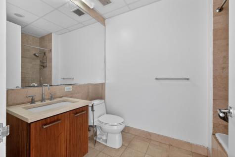 4 Beacon Way Jersey City NJ 07306