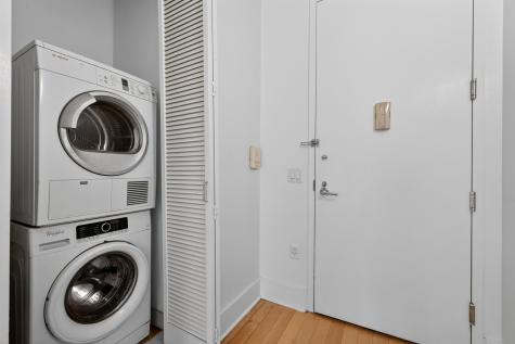 4 Beacon Way Jersey City NJ 07306