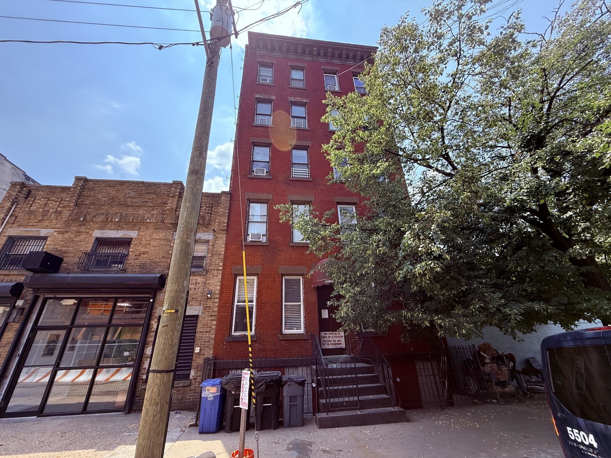 207 15th Street Jersey City NJ 07310