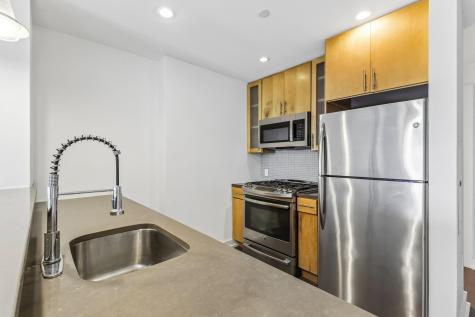 3312 Hudson Avenue Union City NJ 07087