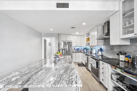 206 Shearwater Court West Jersey City NJ 07305