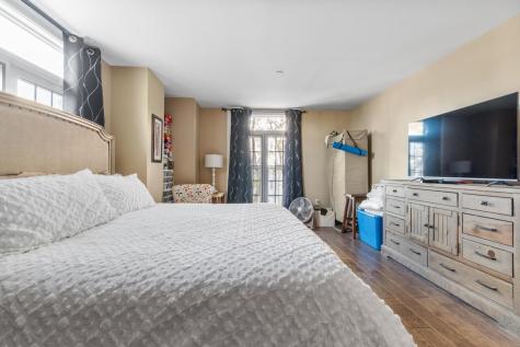 206 Shearwater Court West Jersey City NJ 07305