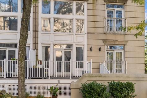 206 Shearwater Court West Jersey City NJ 07305