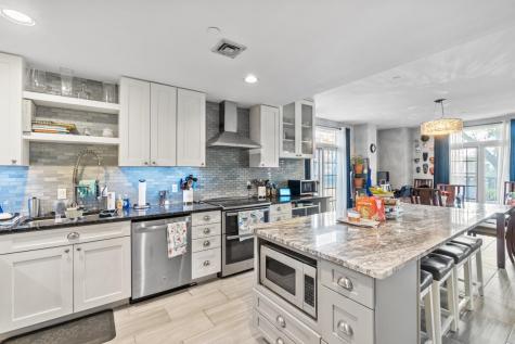 206 Shearwater Court West Jersey City NJ 07305