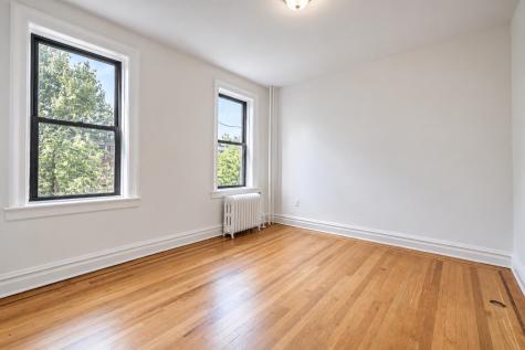 321 79th Street North Bergen NJ 07047