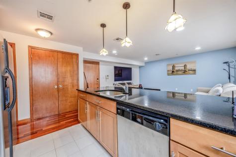 209 40th Street Union City NJ 07087