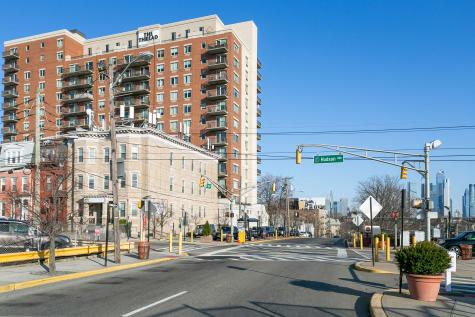 3312 Hudson Avenue Union City NJ 07087