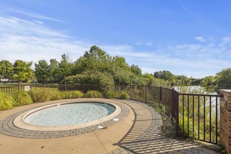 207 Shearwater Court West Jersey City NJ 07305