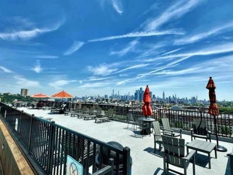 100 Manhattan Avenue Union City NJ 07087