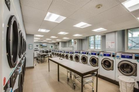 100 Manhattan Avenue Union City NJ 07087