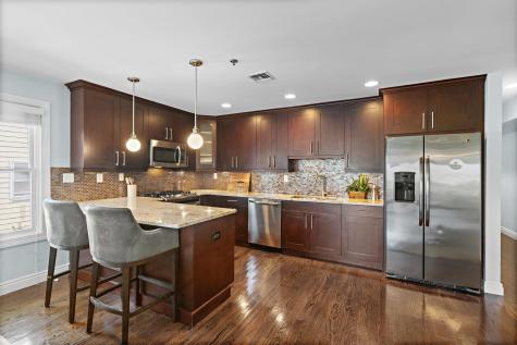 137 20th Street Union City NJ 07087