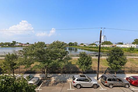 137 20th Street Union City NJ 07087