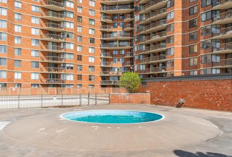 831 Harmon Cove Tower Secaucus NJ 07094-1720