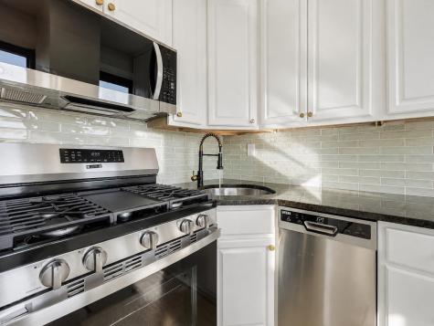 135 Montgomery Street Jersey City NJ 07302