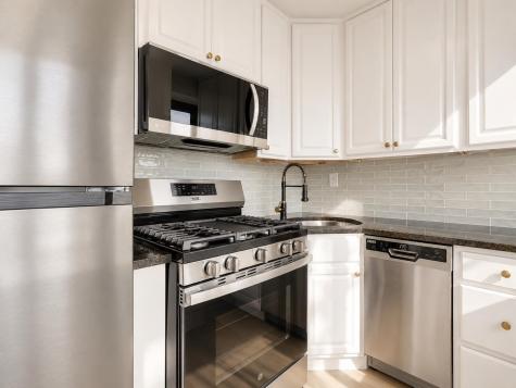 135 Montgomery Street Jersey City NJ 07302