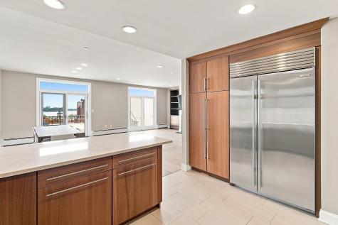 208 Shearwater Court West Jersey City NJ 07305
