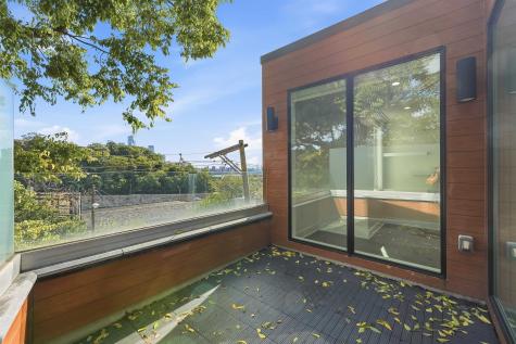 369 Park Avenue Weehawken NJ 07086
